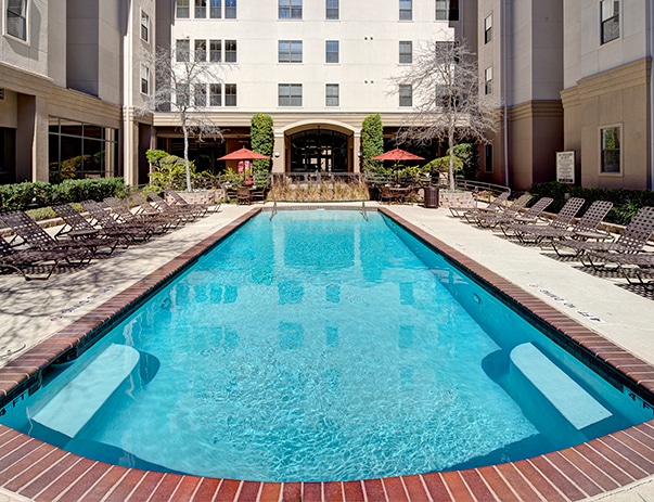 Callaway House pool.